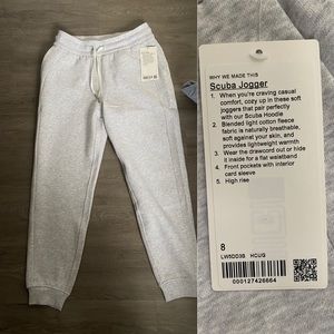 Lululemon, women’s/men’s